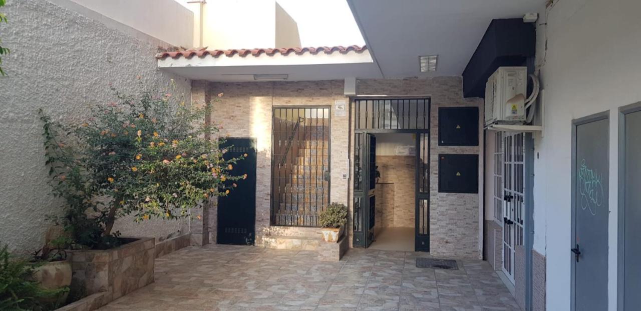 Holidays2torremolinos: With Pool And Rooftop Terrace Apartment