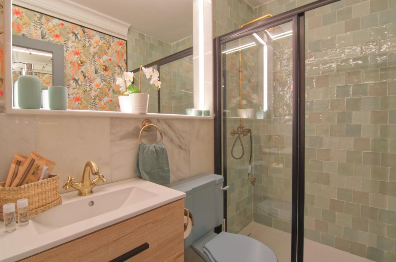 Mara'S Apartments Torremolinos La Mar - Beachfront Tiny House - Bajondillo Apartment Torremolinos