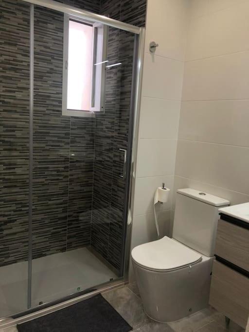 Encantador Residencial Con Piscina