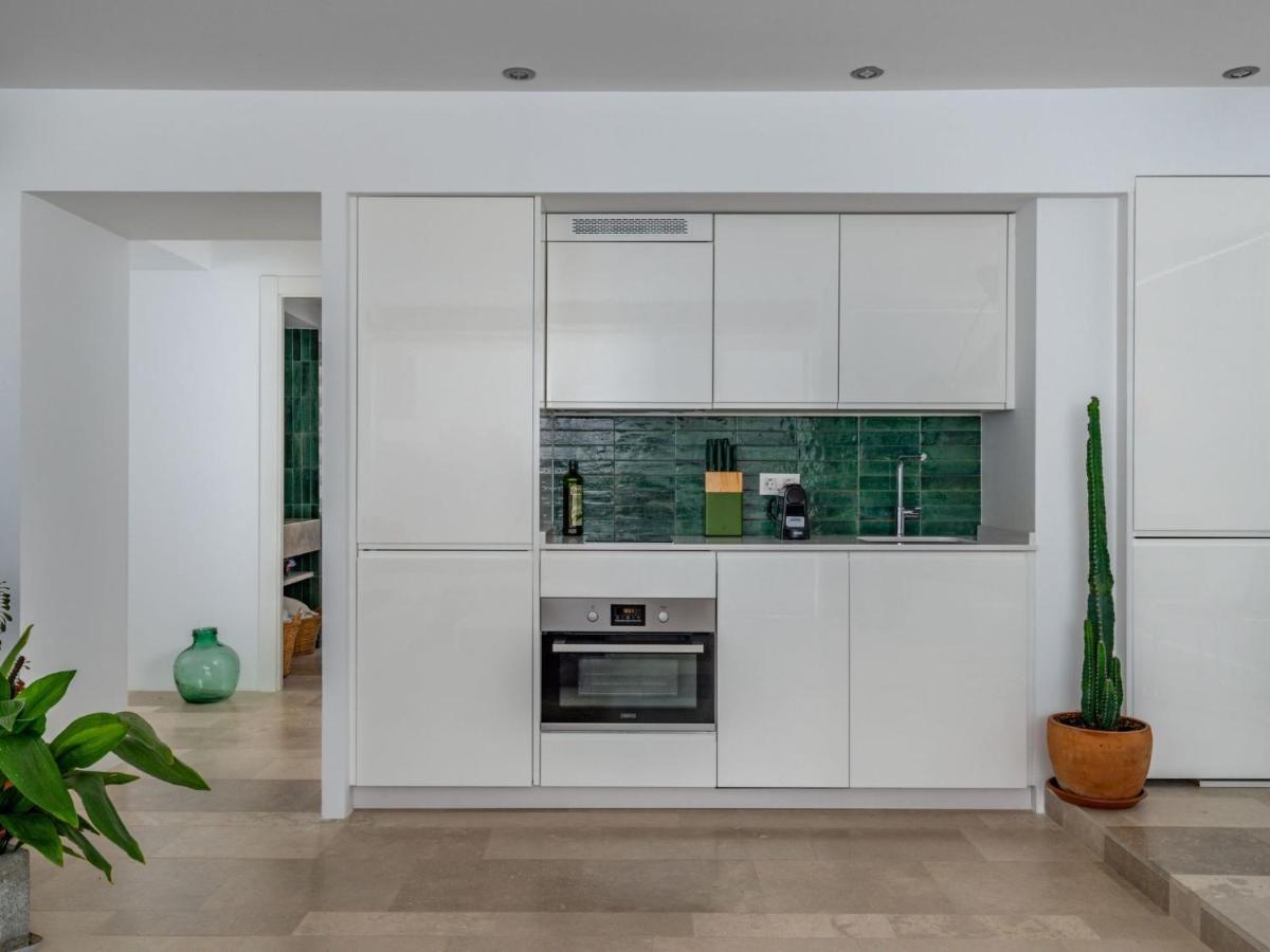 Eurosol-4 By Interhome