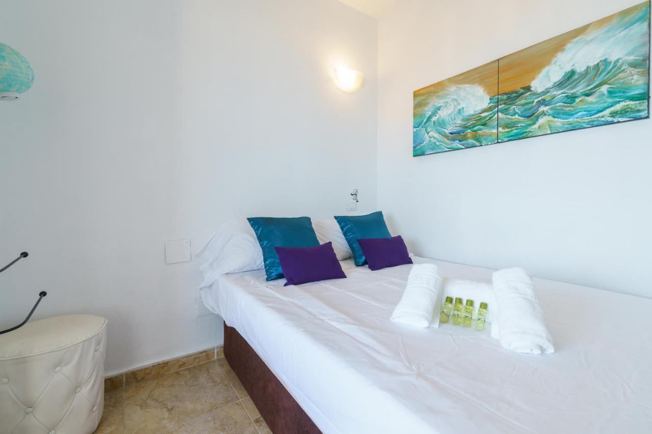 Apartment Ct 185 - Six Colors