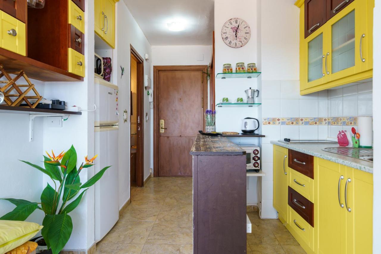 Apartment Ct 185 - Six Colors