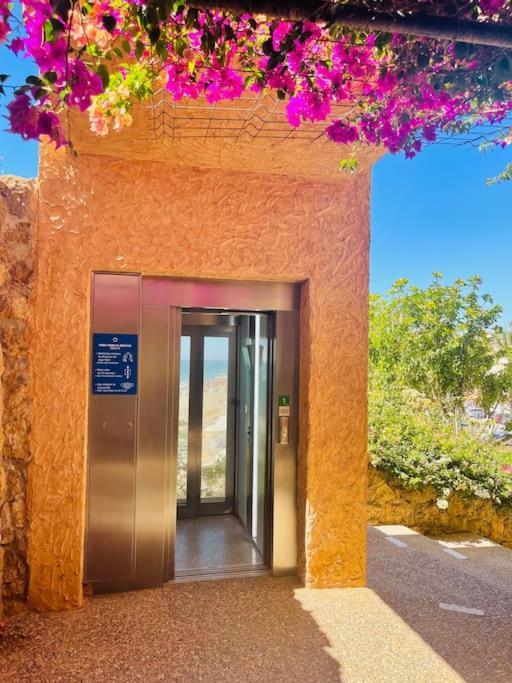 Amazing Sea Views & Front Of The Apartamento