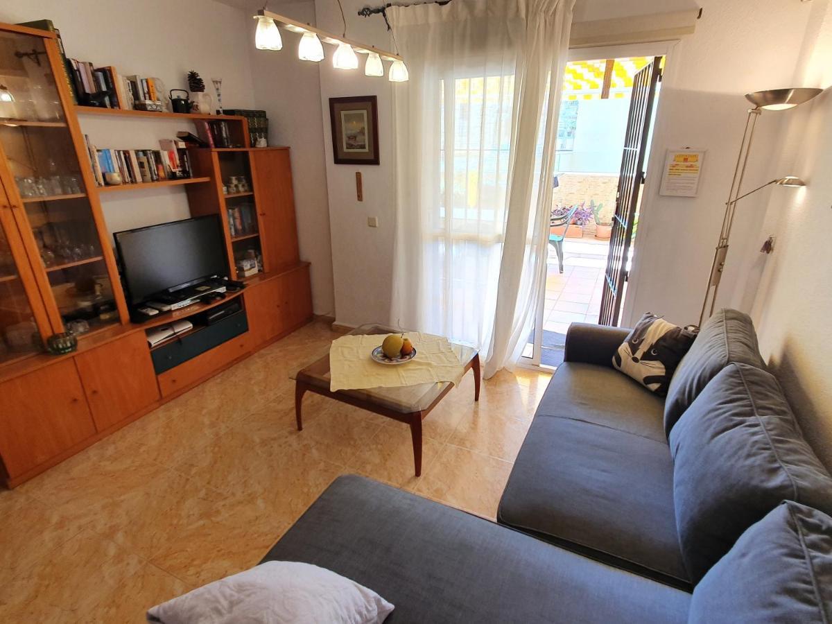 Apartment Family Friendly Patio And Poolview Torremolinos