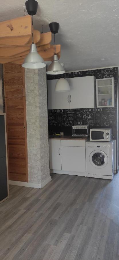 Saltillo Alto White Apartment