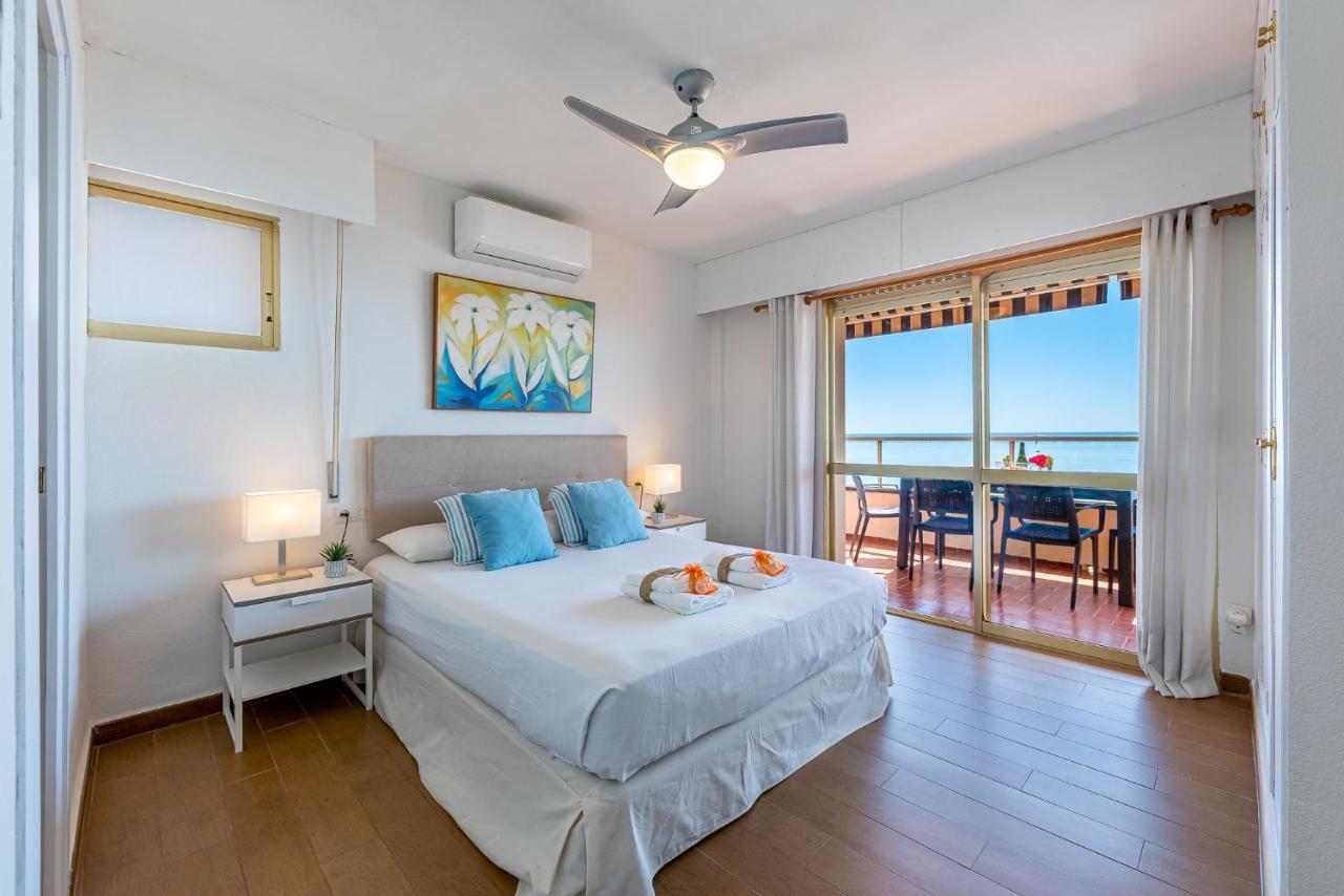 797 - Piso Con Espectaculares Vistas En Primera Linea De Playa Torremolinos