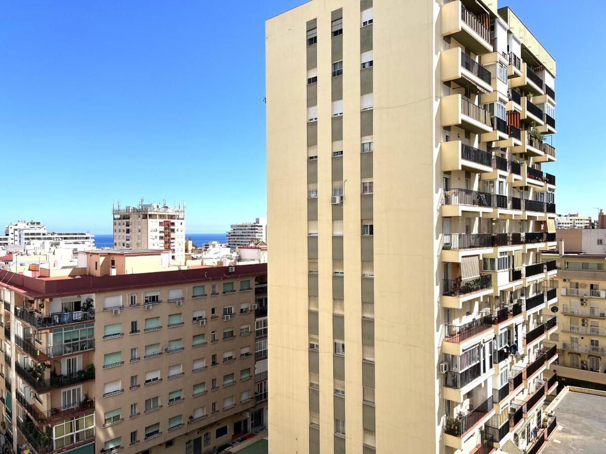 Apartment Cg630 - Nuevo - 1 Dorm - Vistas Lateral Al Mar - Wifi - Centro A 50 Metros, Playa A 650 Metros Torremolinos