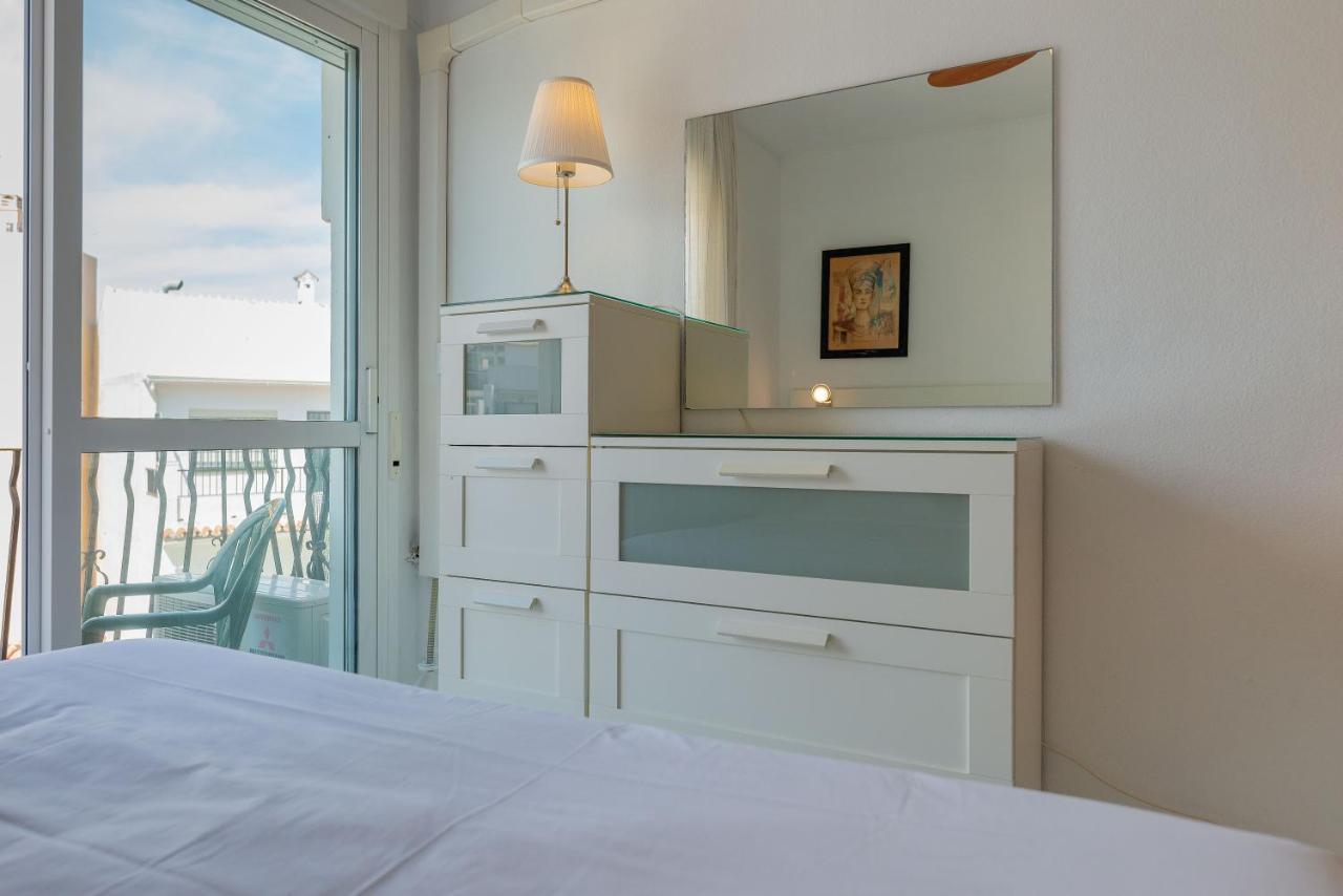 Homeforguest Bright In La Carihuela Near The