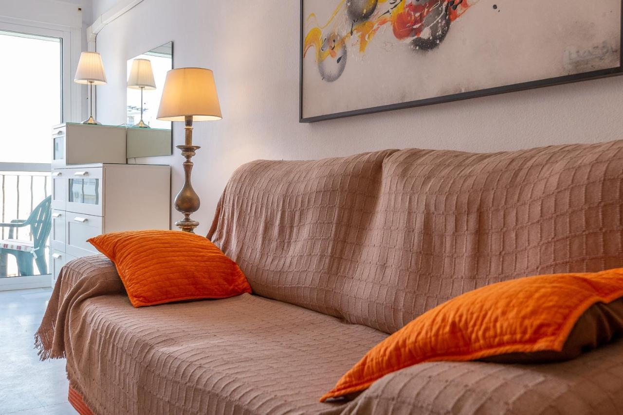 Appartement Homeforguest Bright In La Carihuela Near The