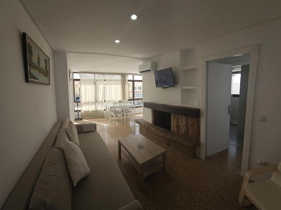 Nogalera Rainbow, 2-bedroom With Pool And Parking