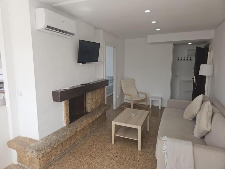 Apartment Nogalera Rainbow, 2-bedroom With Pool And Parking