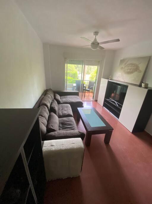 Vivienda En Jardines Del Pinar Apartment *