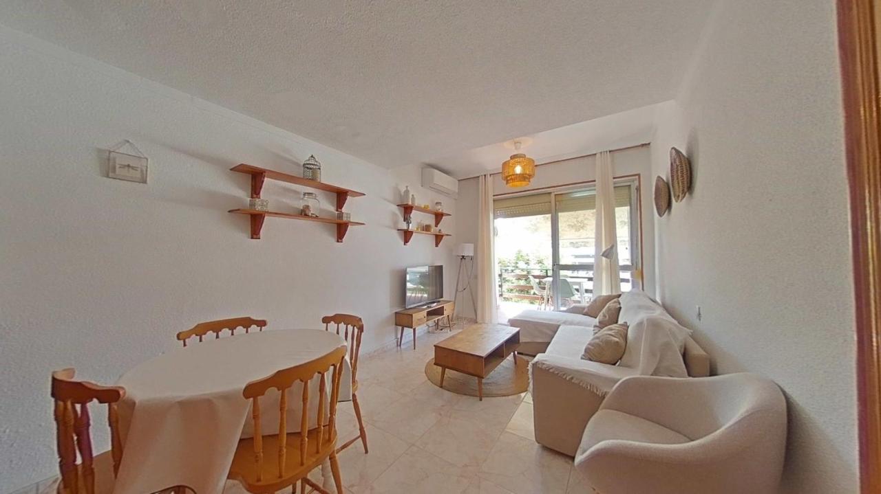 Apartment Acogedor En La Carihuela Con Plaza De Garaje Garantizada! Sol Montemar Torremolinos