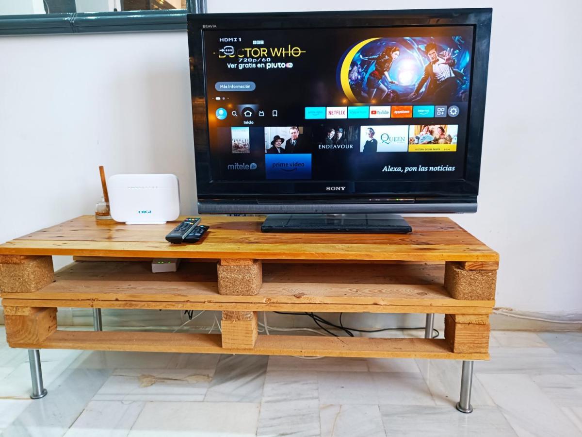Estudio En Torremolinos - La Carihuela - Wifi 365 Mbps - Fire Stick Amazon - Playa A 50 Metros