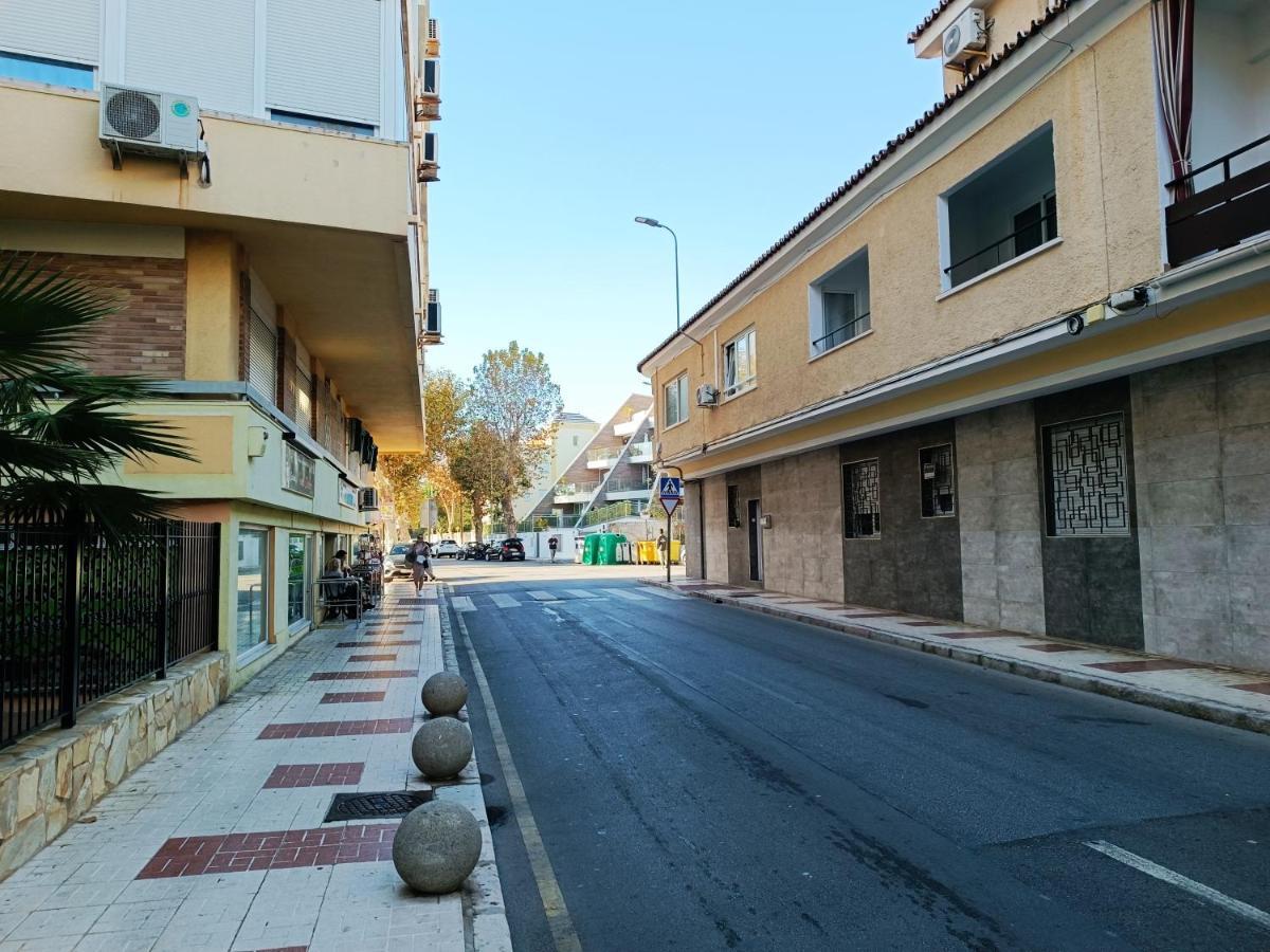 Apartment Estudio En Torremolinos - La Carihuela - Wifi 365 Mbps - Fire Stick Amazon - Playa A 50 Metros Torremolinos