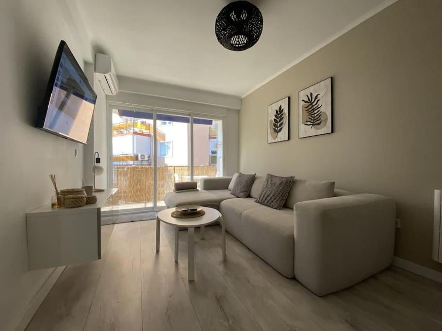 Casa Picaso Elegance, One Bedroom Center With Balcony By Namaste Elite Apartamento