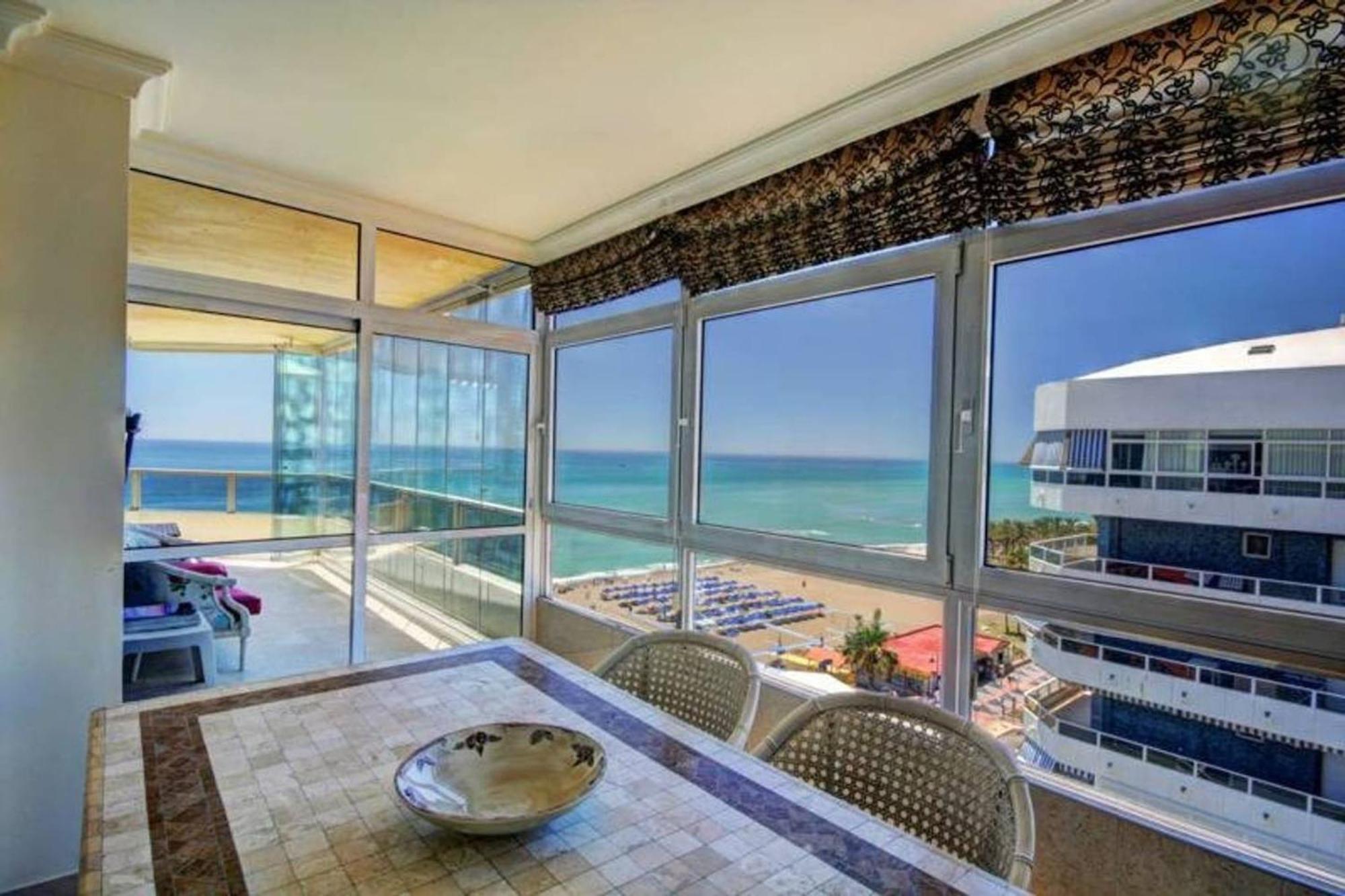 Luxury Penthouse 4 Bedrooms Facing The Sea Apartment Torremolinos