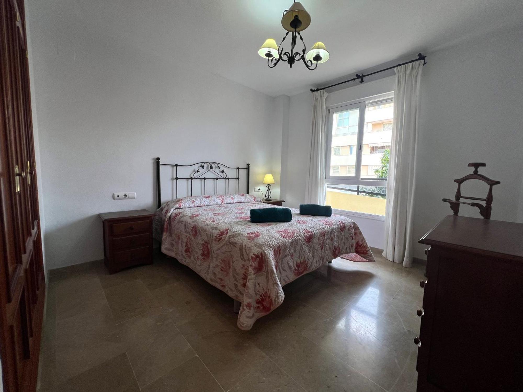 With Pool, Tennis & Gym By Homing Apartment