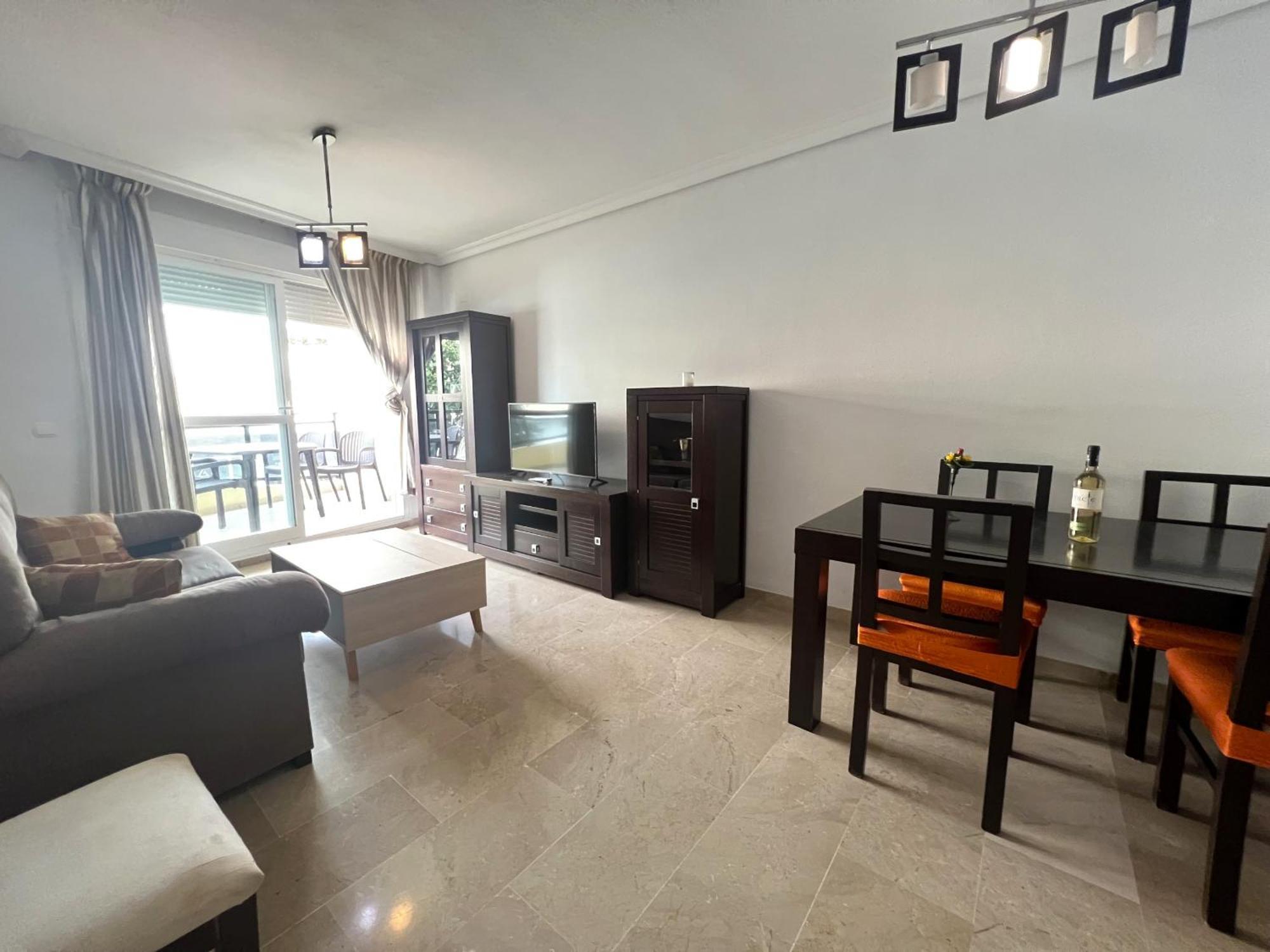 Apartment With Pool, Tennis & Gym By Homing Torremolinos