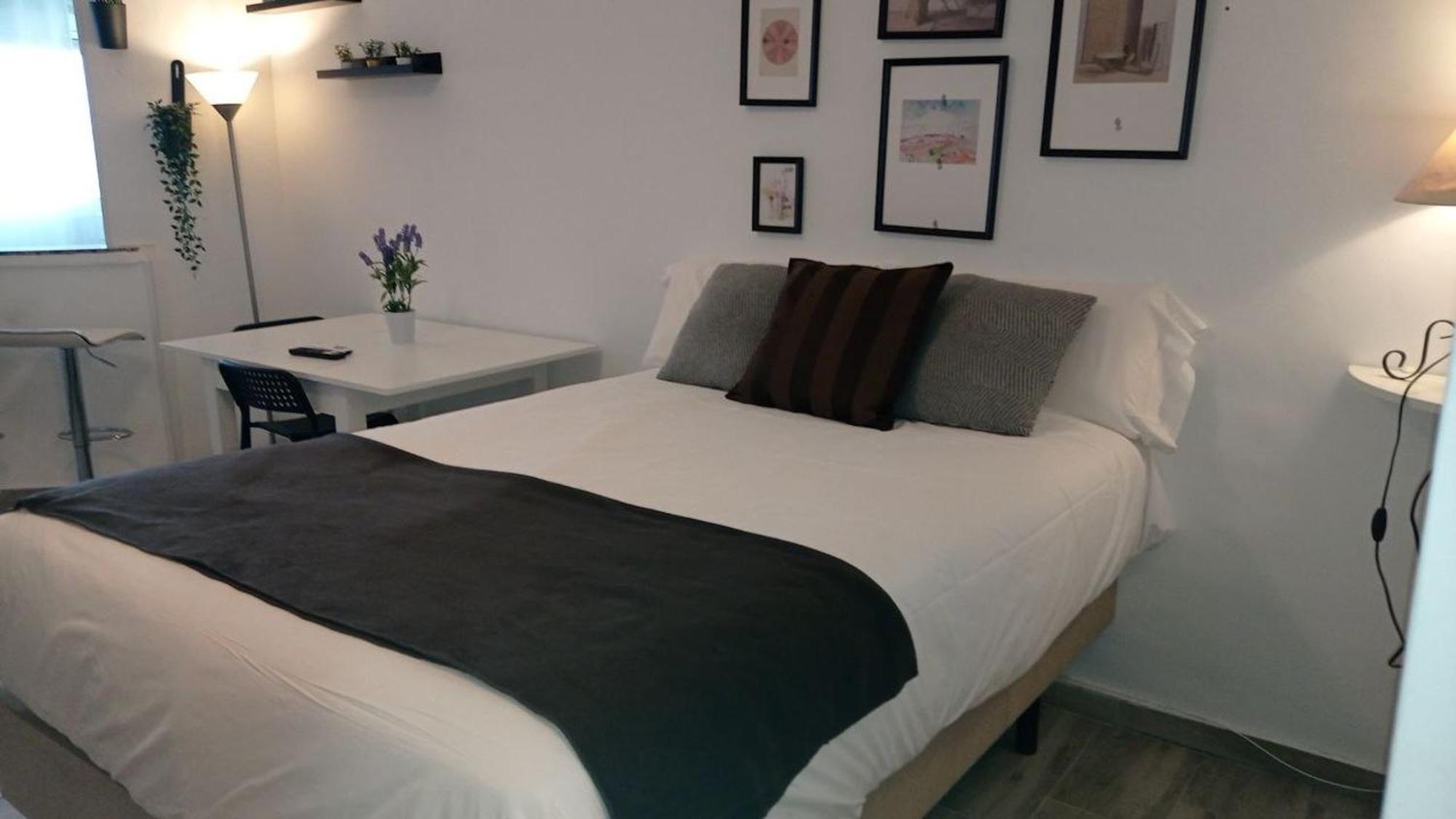Holidays2torremolinos: With Pool And Rooftop Terrace * Torremolinos
