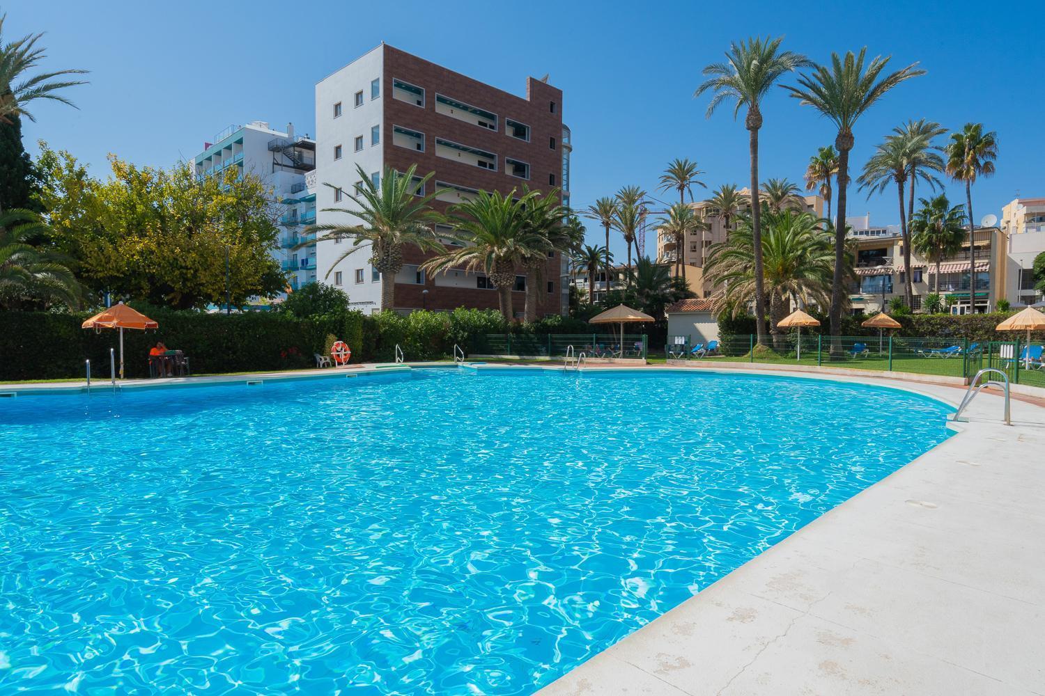 Seaside Tranquility And Urban Luxury - Stylish Duplex In W Jacuzzi *