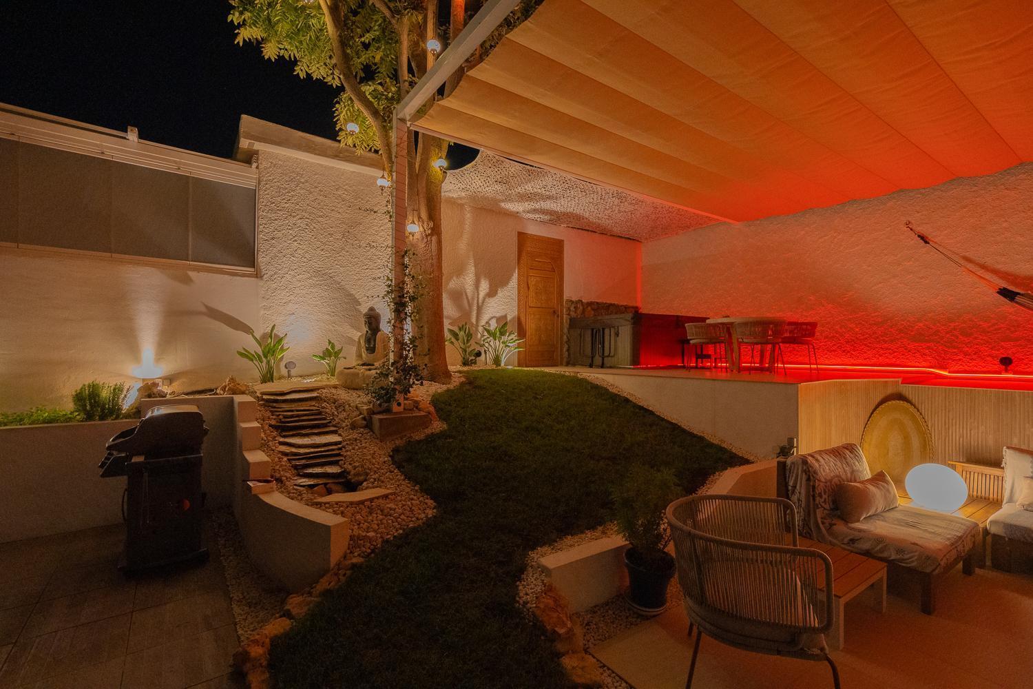 Seaside Tranquility And Urban Luxury - Stylish Duplex In W Jacuzzi * Torremolinos