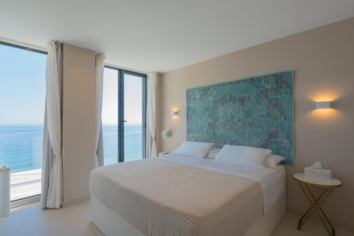 Apartment Seaside Tranquility And Urban Luxury - Stylish Duplex In W Jacuzzi