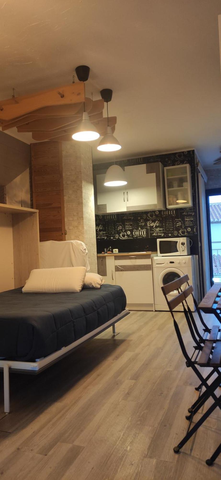 Saltillo Alto White Apartment