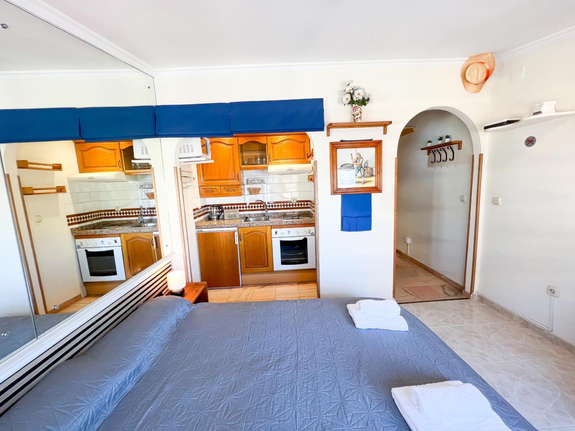 Carihuela Beach, Club San Antonio, Malaga Appartement Torremolinos