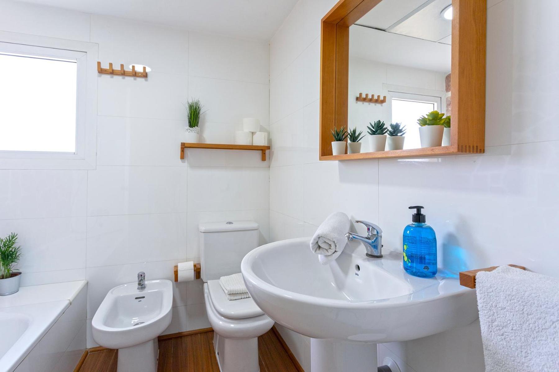 Playamar Flat In The With Pool, Tennis And Paddle Court, Gardens Apartment Torremolinos