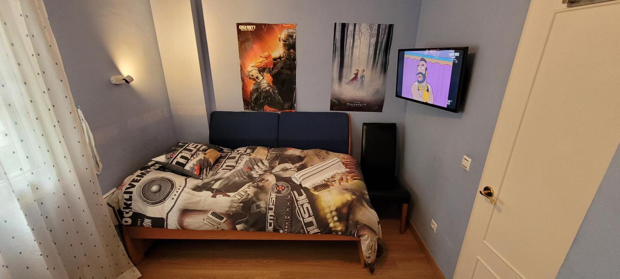 Semi-detached Adosado Con Encanto -130 M2 - Wifi 600 Mb - Piscina Comunitaria - Patio Privado Apartment