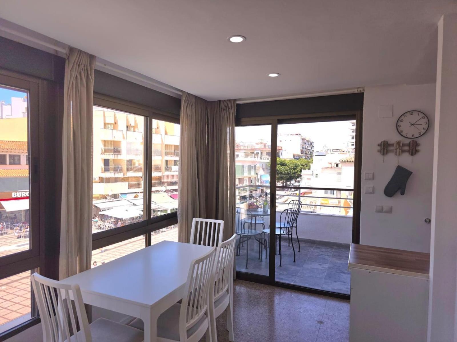 Nogalera Rainbow, 2-bedroom With Pool And Parking * Torremolinos