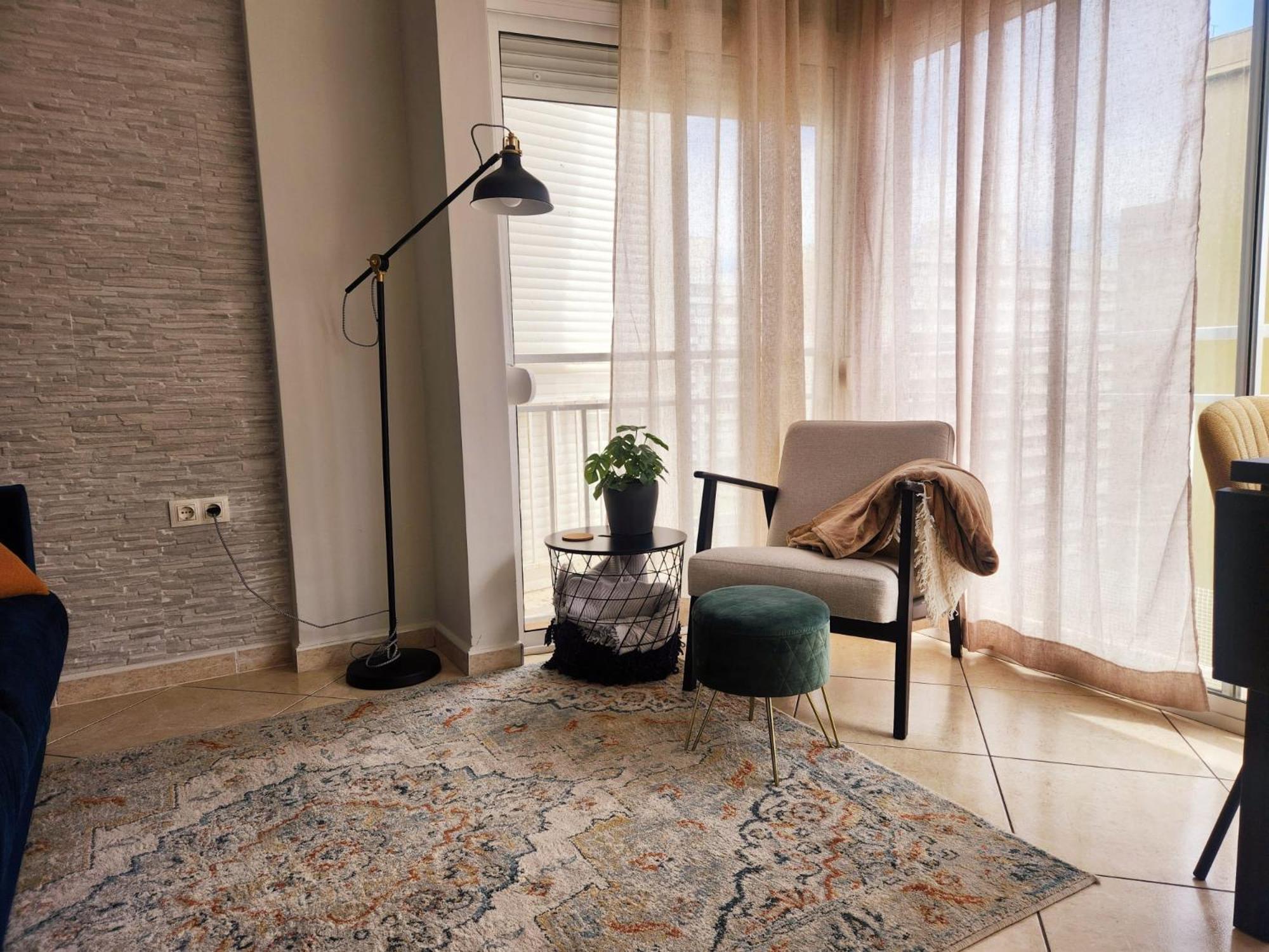 The American Dream - One Bedroom With Stunning Views Apartment