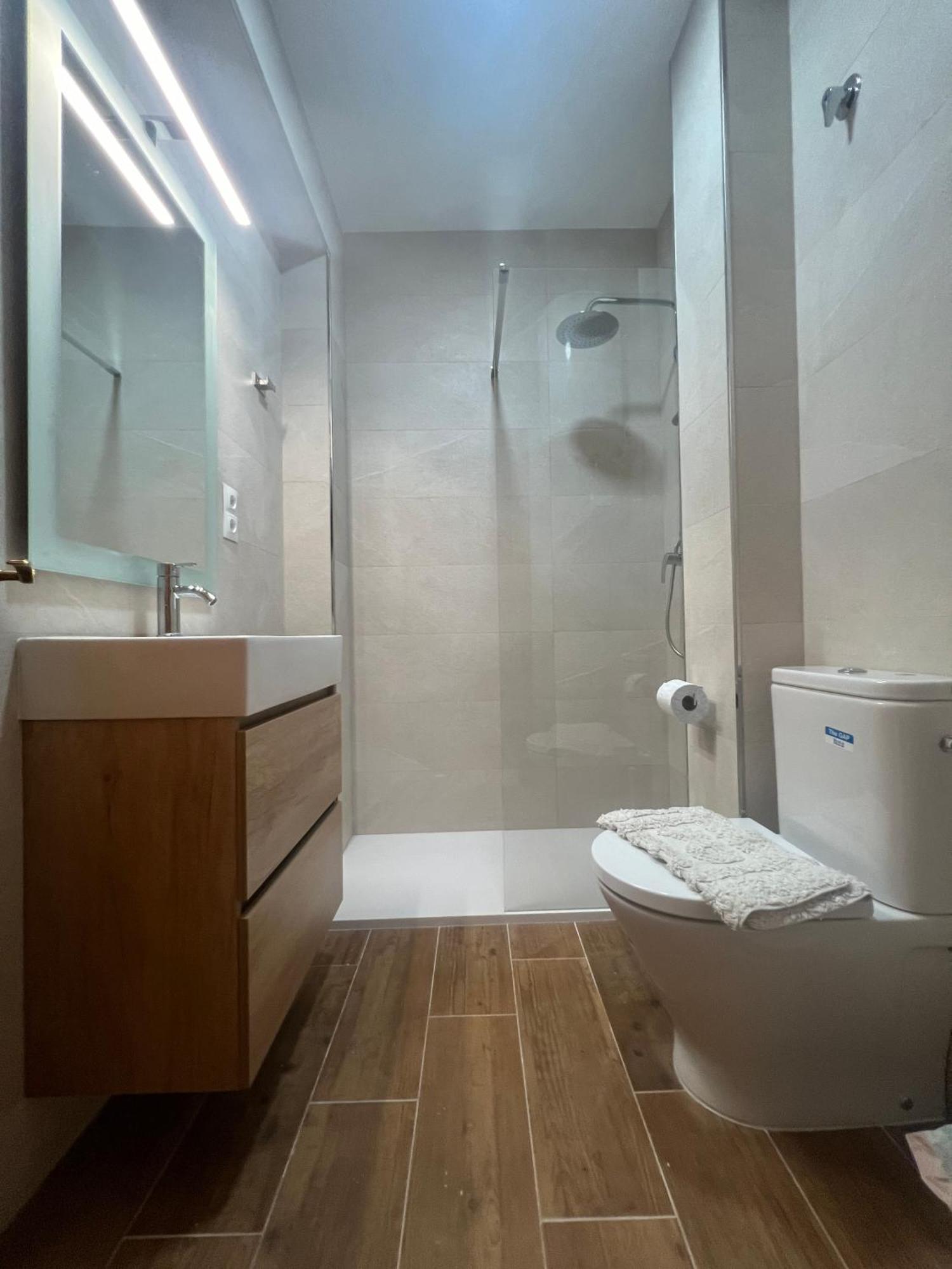 Apartment Acogedor En La Carihuela Con Plaza De Garaje Garantizada! Sol Montemar *