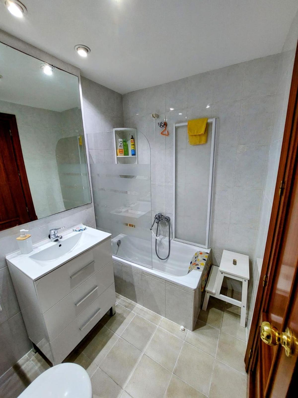 Apartment Carihuela *