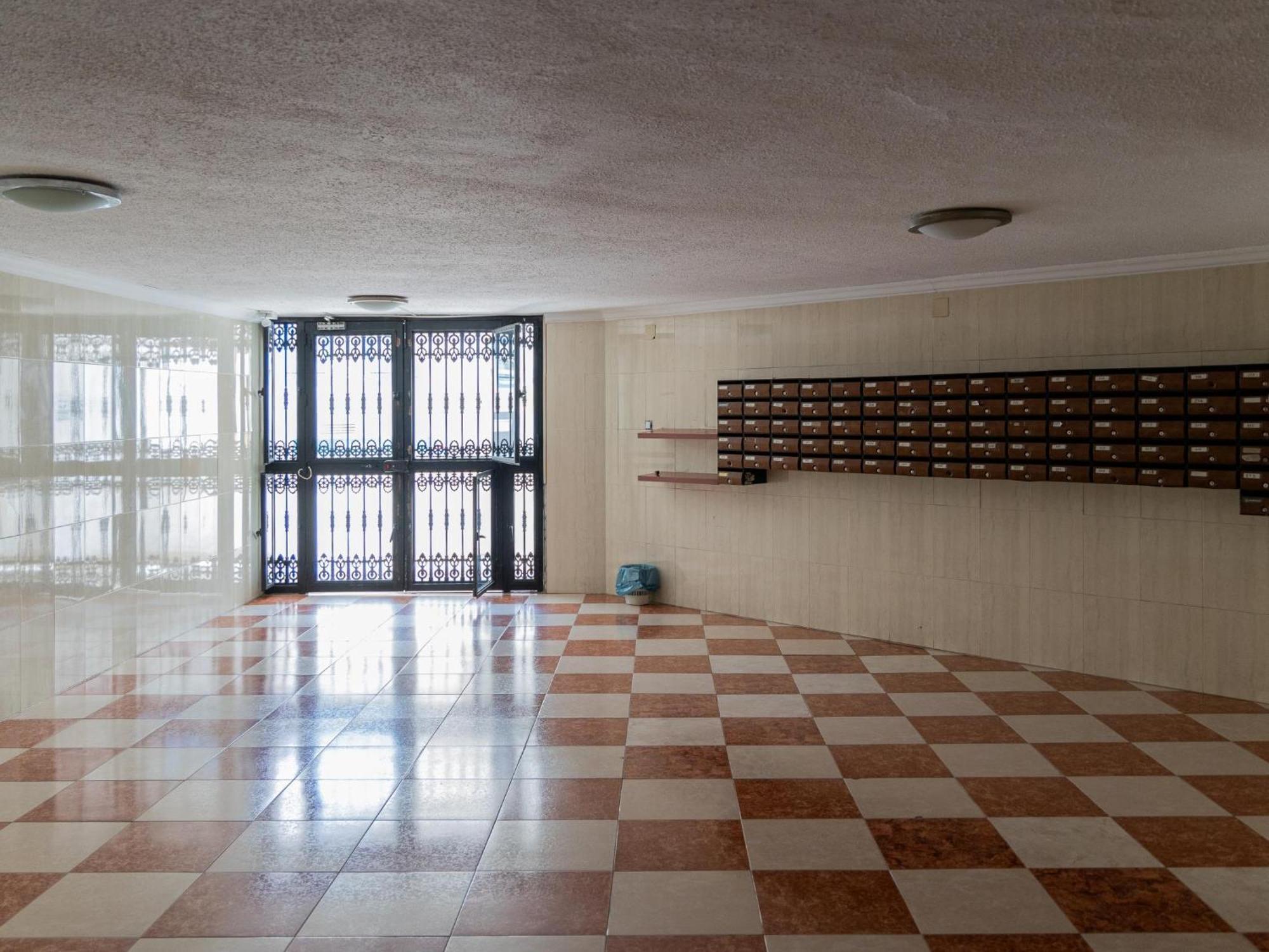 3 Pax Renovado Centro Wifi Ascensor Playa A 5 Min Parking *
