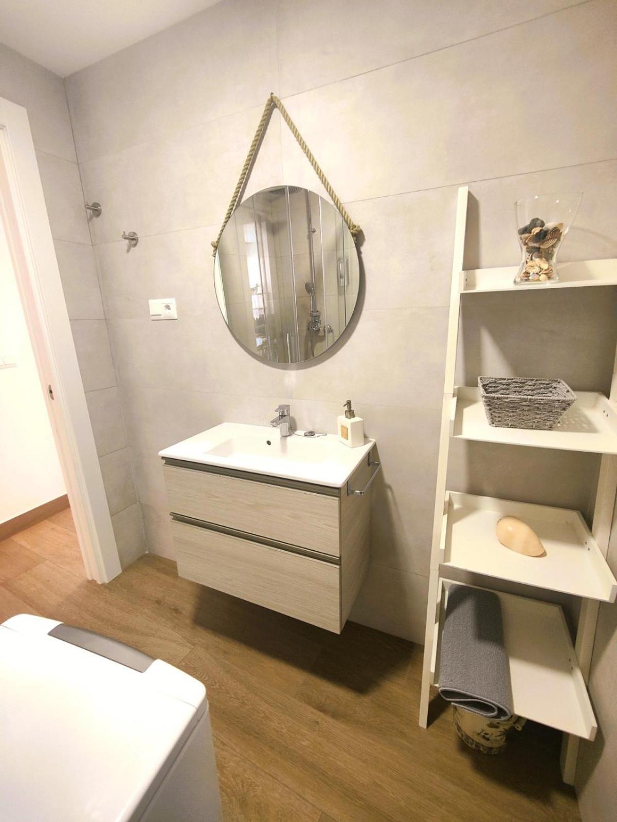 Apartamento Bajondillo Vistas Al Mar Con Piscina