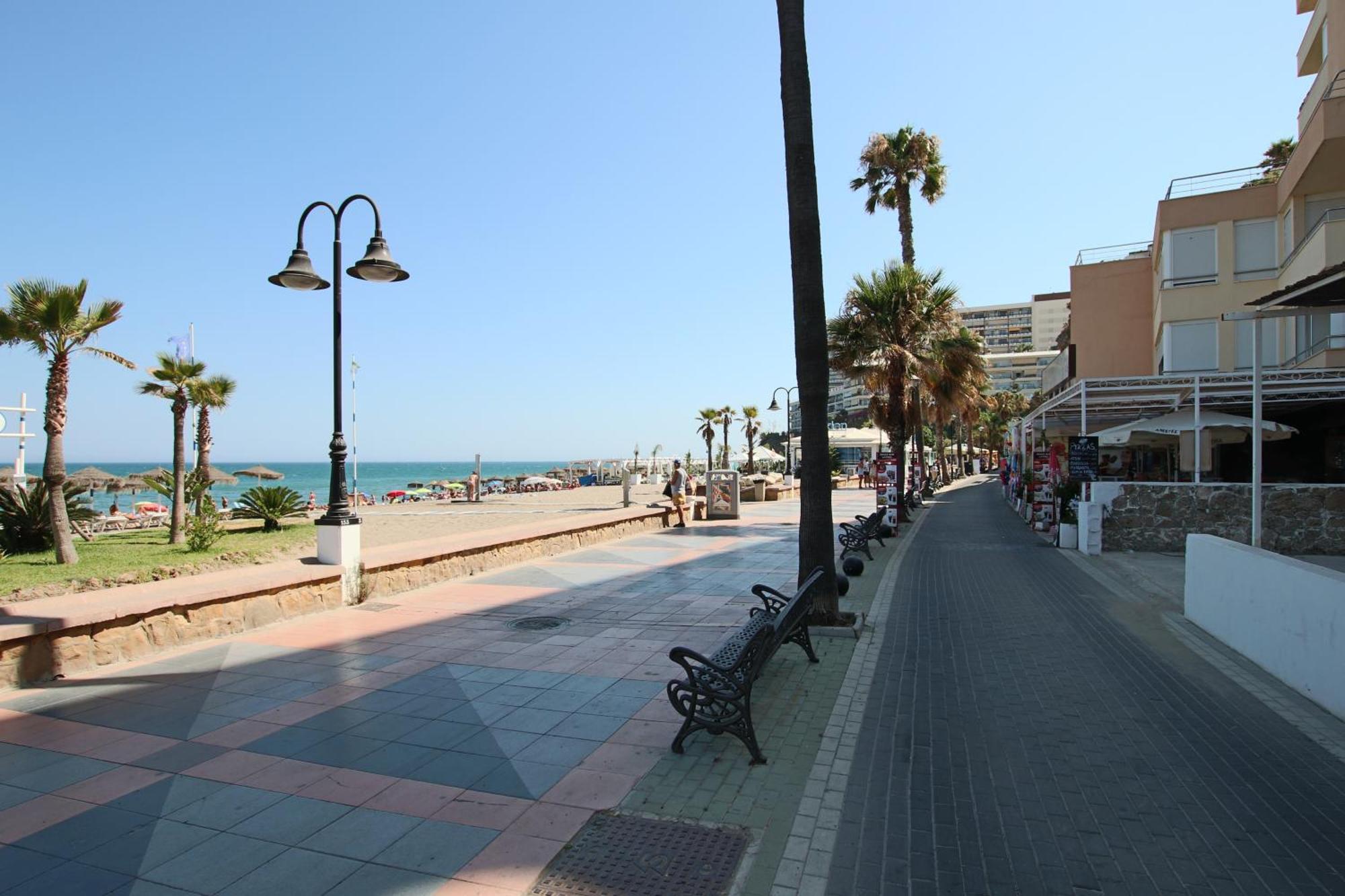 Tess Apartamento Frontbeach La Roca Chica Apartamento *
