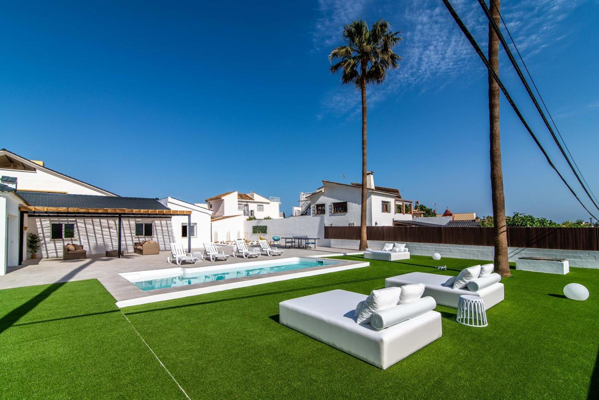 Palm Tree 5 Bdr Pool & Bbq *