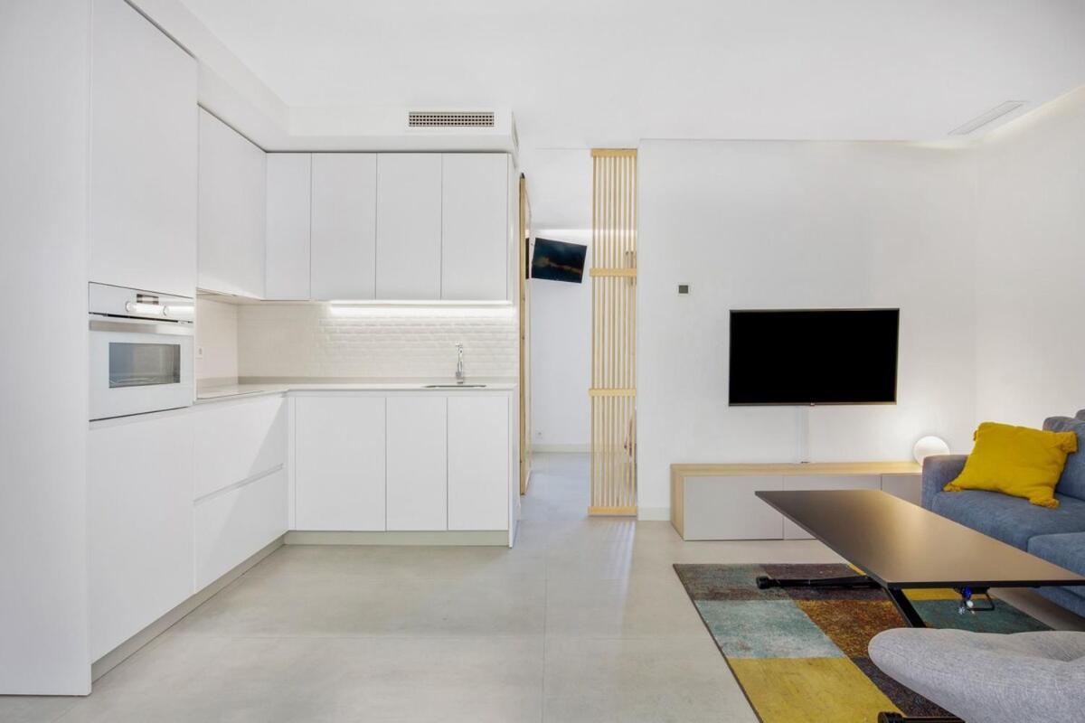 Apartment Reformado Con Terraza, Wifi Y Parking *