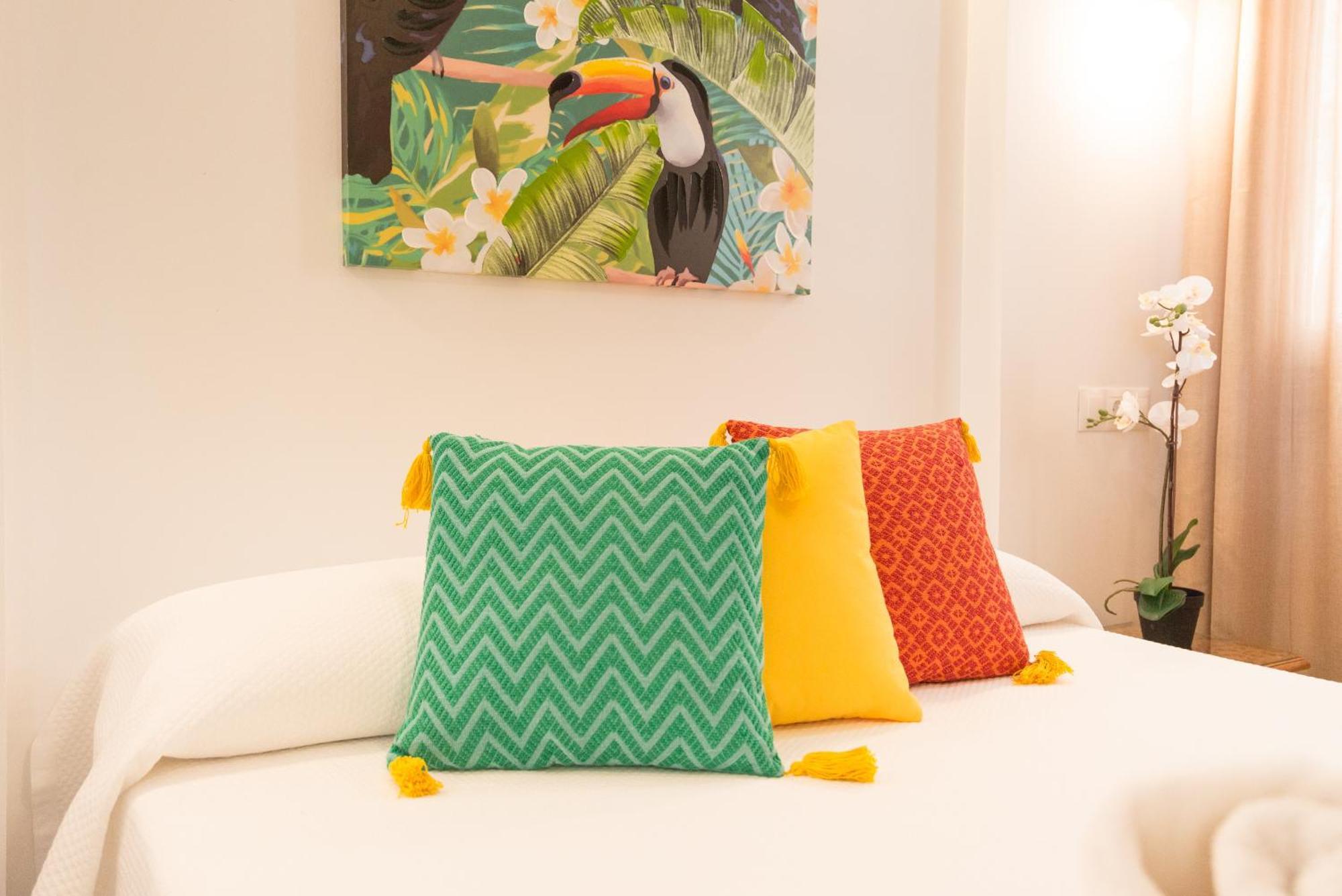 Saturnodream-4 Min To The Beach-seasonal Pool Apartment Torremolinos