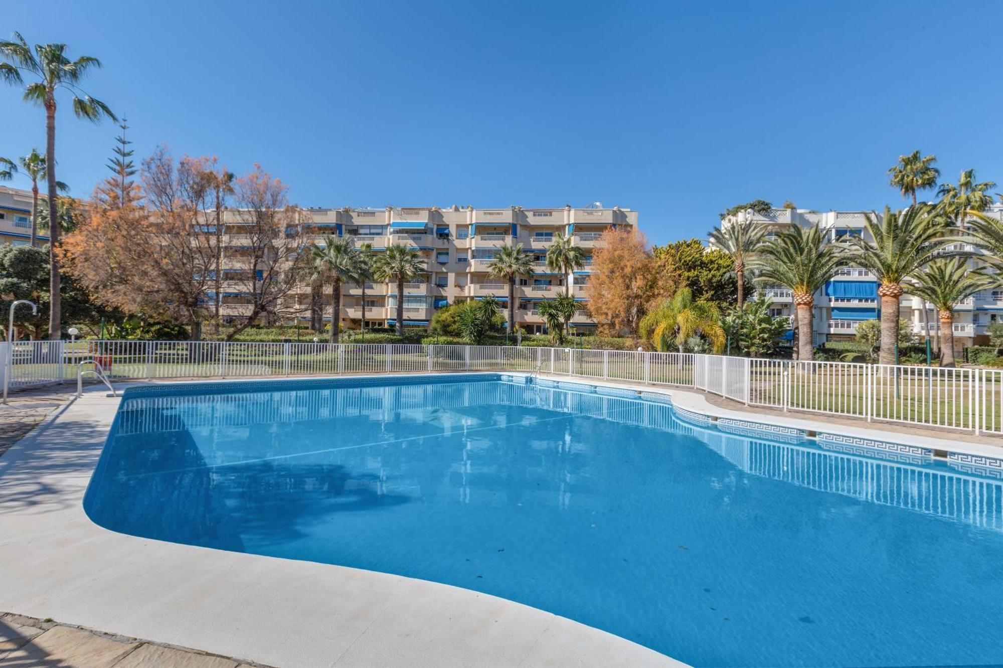 Junto Al Mar Costa Apartment *
