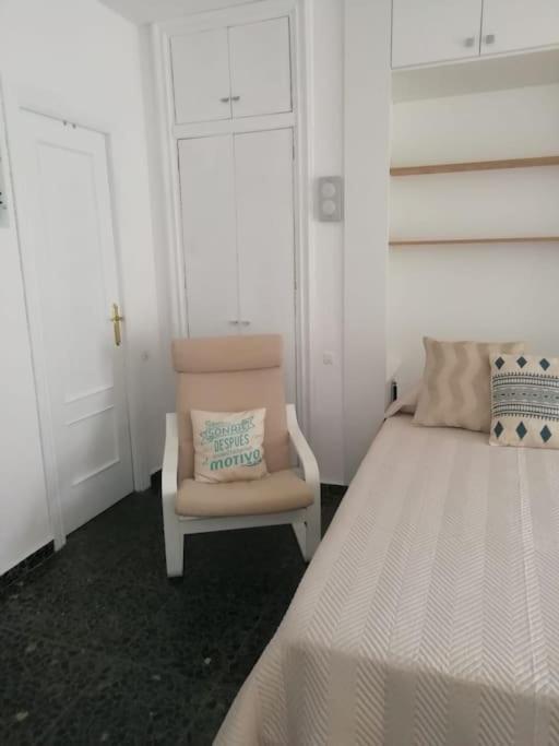 Estudio En Primera Linea De Playa Torremolinos