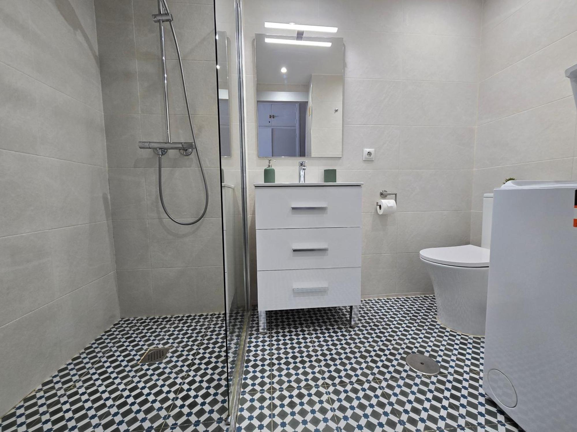 Bonito Estudio Con Vistas, Centro Torremolinos