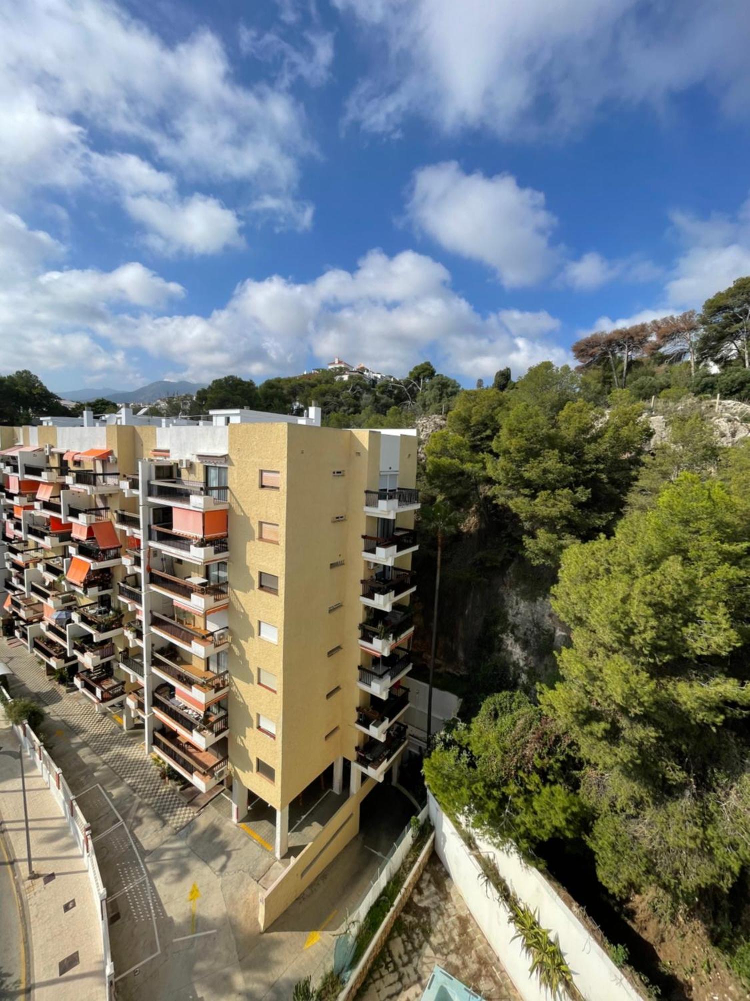 Calafate Carihuela Apartment Torremolinos