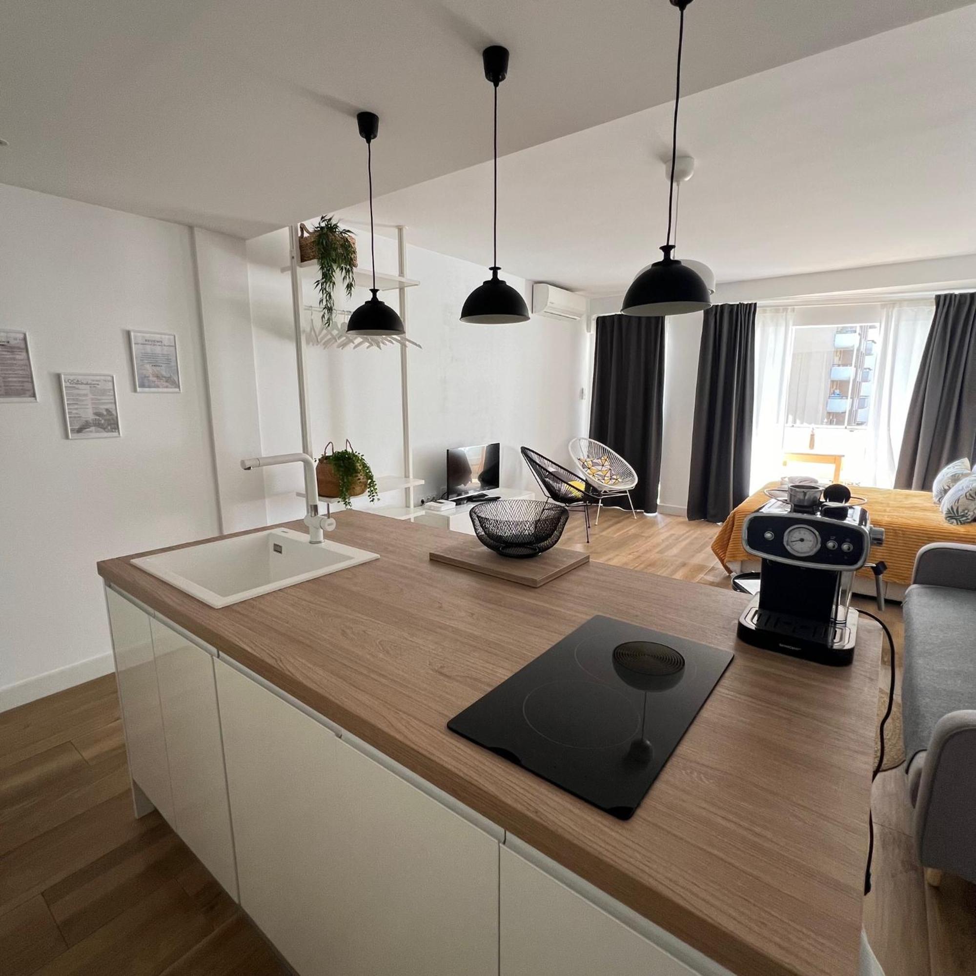 Apartment By Meatina