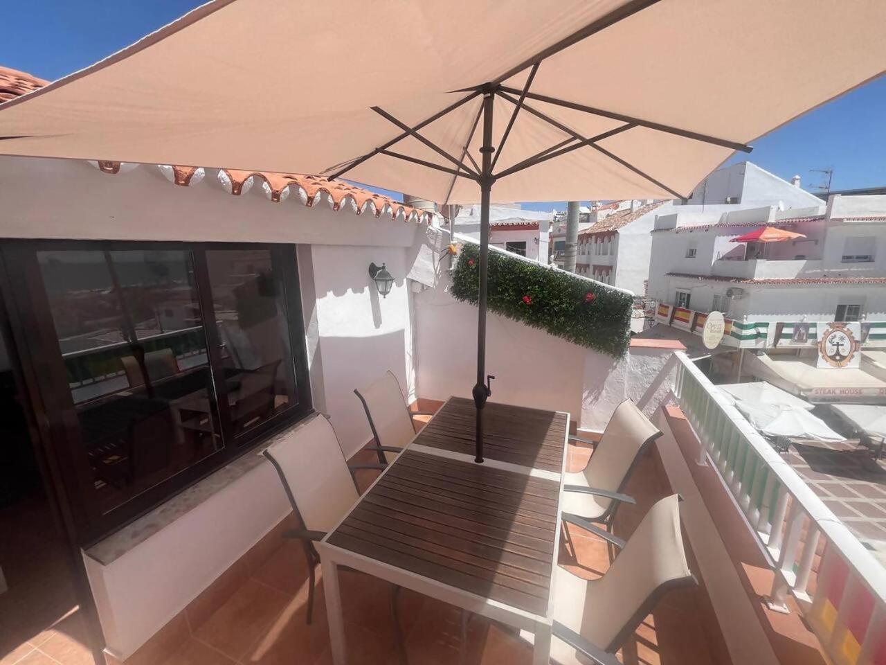 Lidia Planta 2, La Carihuela 1ª Linea Playa, Vistas Mar, Buhardilla 1 Dormitorio, 40 M2, 1-3 Huesped, Terraza, Wifi *