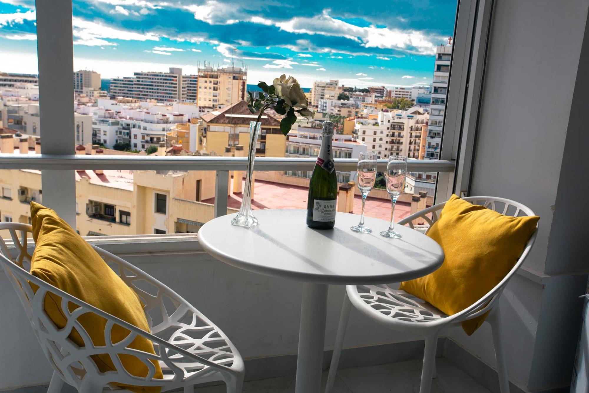 Sunset Sunny Verdiales Terrace & Sea Views Apartment