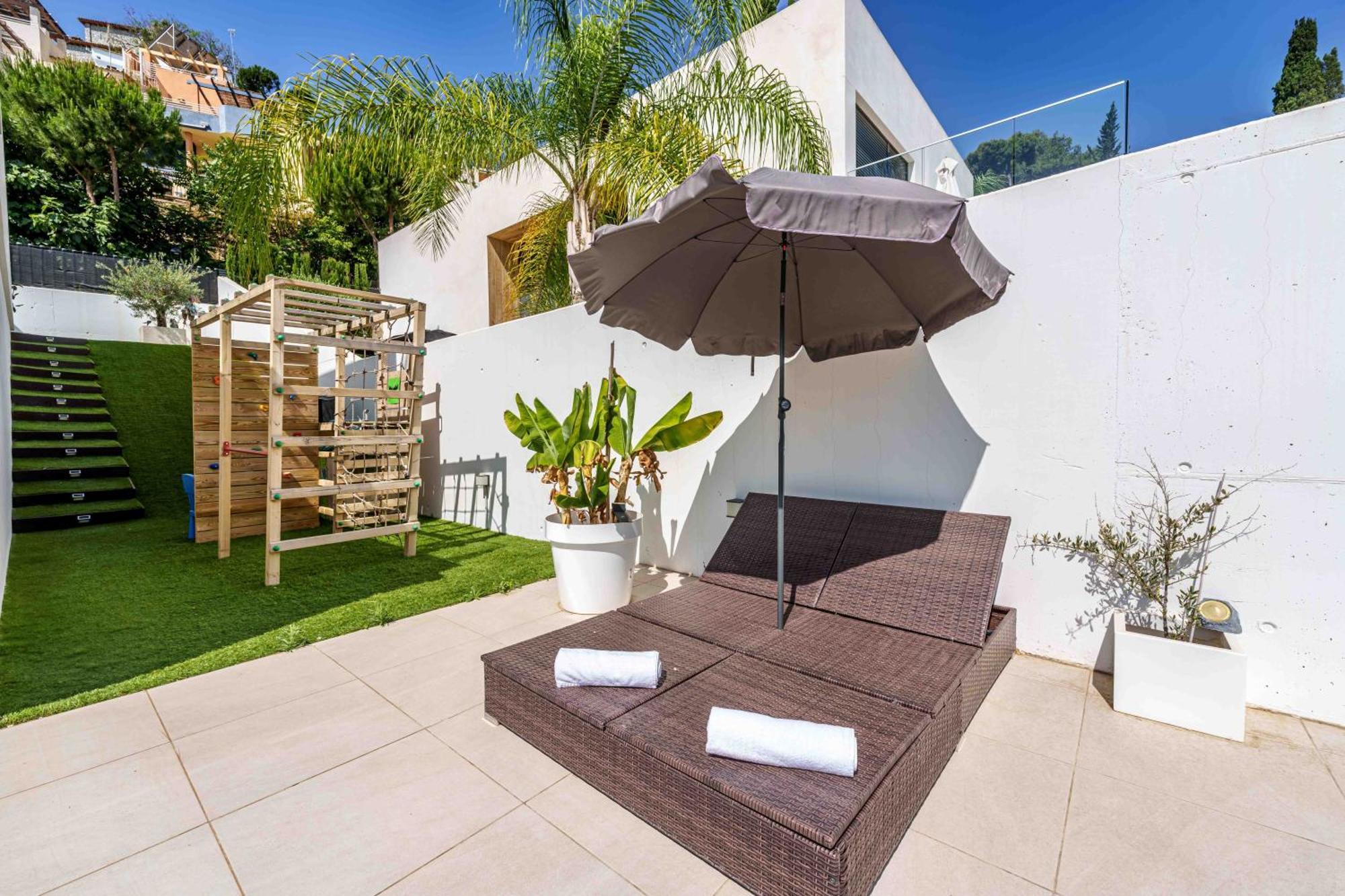 Fabulosa Foresta En Familias Con Piscina Privada Apartment *