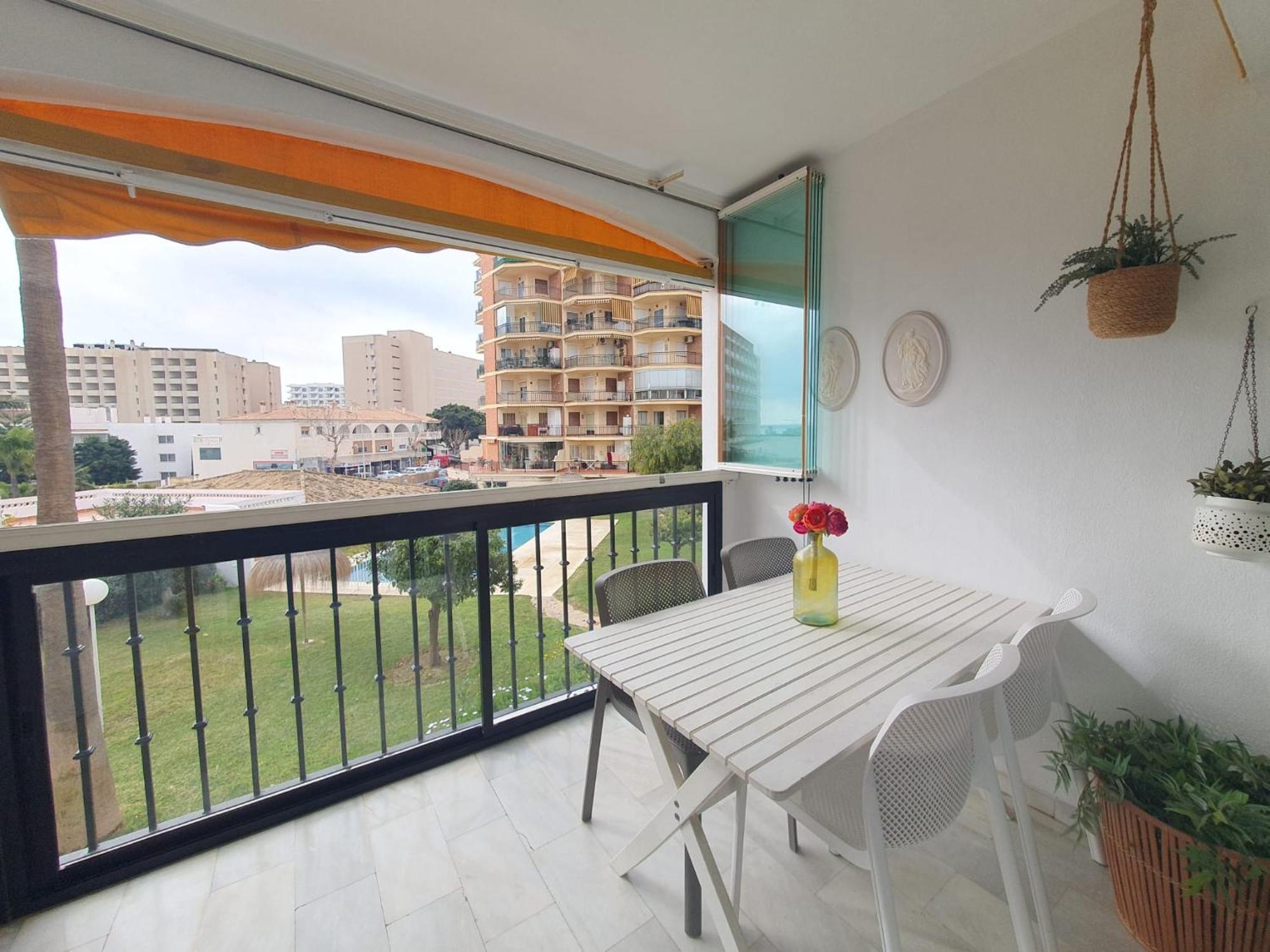 Appartement Erisa 1 A Dos Calles De La Playa! Torremolinos